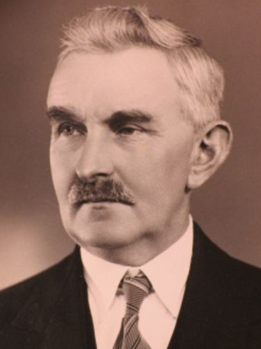 Herman Østensvik (1935-1940, 13.07-31.12.1945)