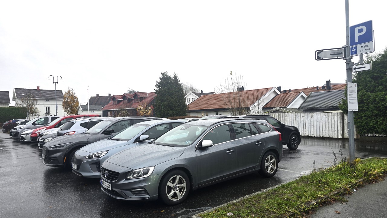 Parkering maks 3 timer på Gressvik torg