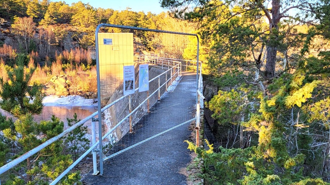 Betongdammen i Trondalen er stengt for all ferdsel