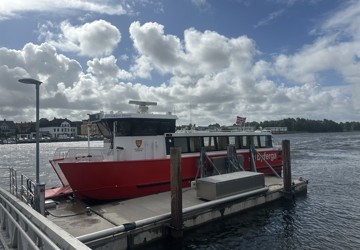 Illustrasjonsbilde av byfergen Thora ved Lisleby fergeleie, tatt samme dag som Sjøfartsdirektoratet var på oppfølgingsrevisjon, torsdag 6. august 2026.